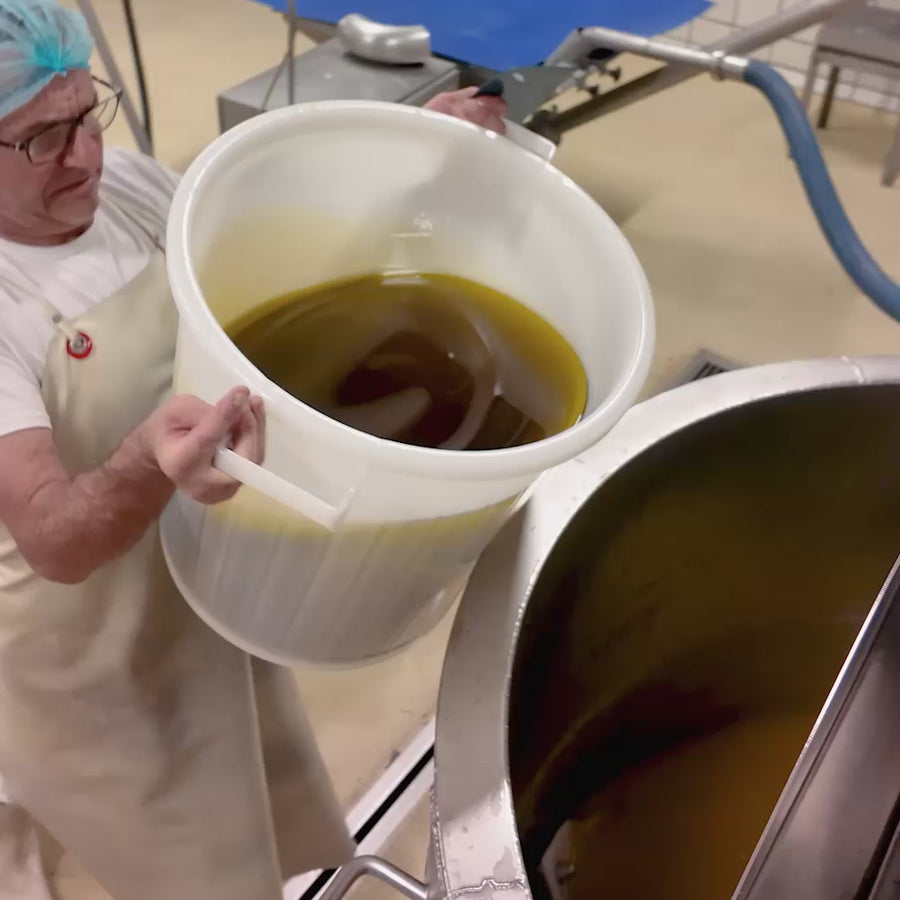 yanaa-citron-huile-olive-puree-en-sachet-production

