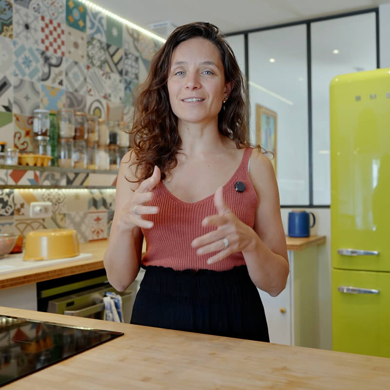 Vidéo d’Anouck présentant les saveurs et recettes du pack découverte Yanaa encas healthy et nutrition sportif.